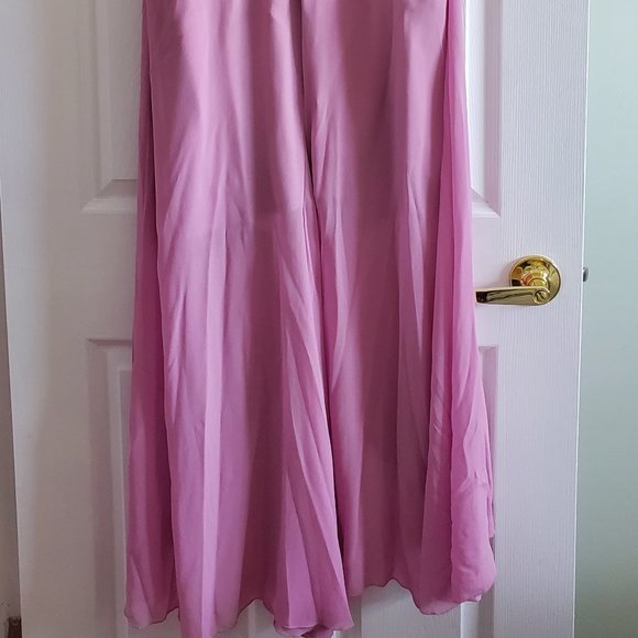 Pretty in Pink Dress - Picture 12 of 14